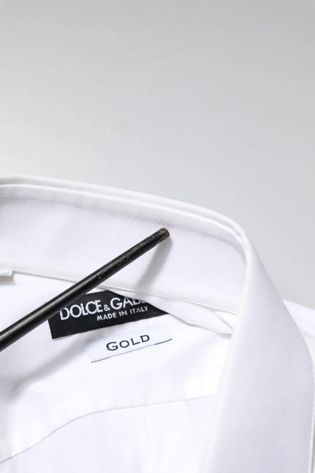 Chemise blanche dolce gabbana gold manches longues homme étiquette noire made in italy pour tenue formelle