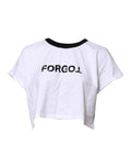 Dolce & Gabbana t-shirt blanc cropped avec col noir côtelé et imprimé graphique forgot en noir usé