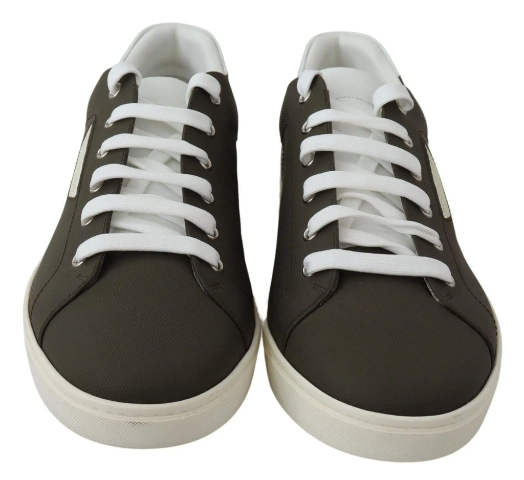 Sneakers basses en cuir blanc et vert dolce & gabbana avec lacets blancs et semelle en caoutchouc assortie