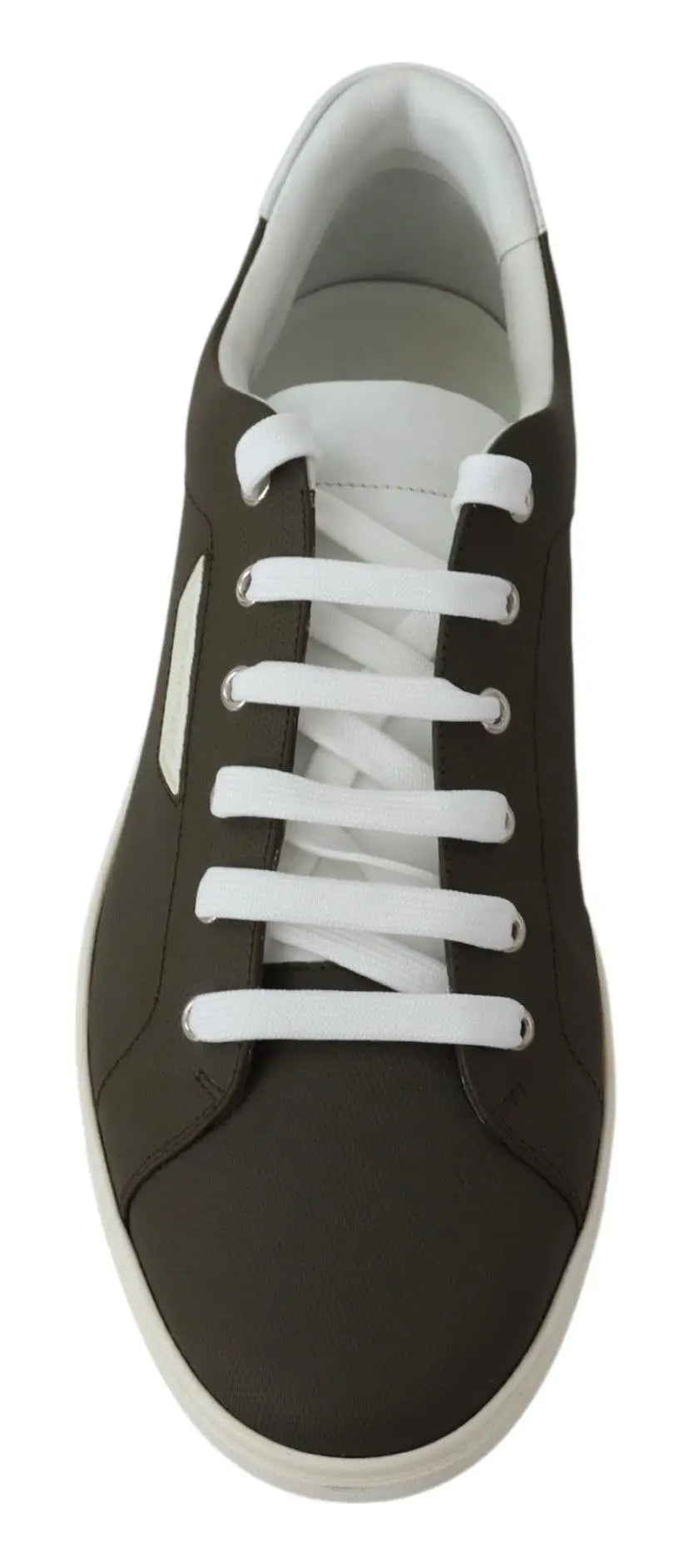 Dolce & gabbana low top sneakers en cuir vert olive foncé avec lacets blancs et semelle en caoutchouc blanche contrastée