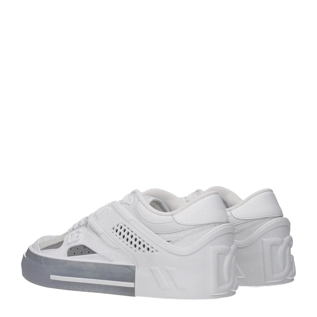 Baskets dolce & gabbana blanches en cuir avec semelle épaisse perforations sur le côté et accents gris au talon