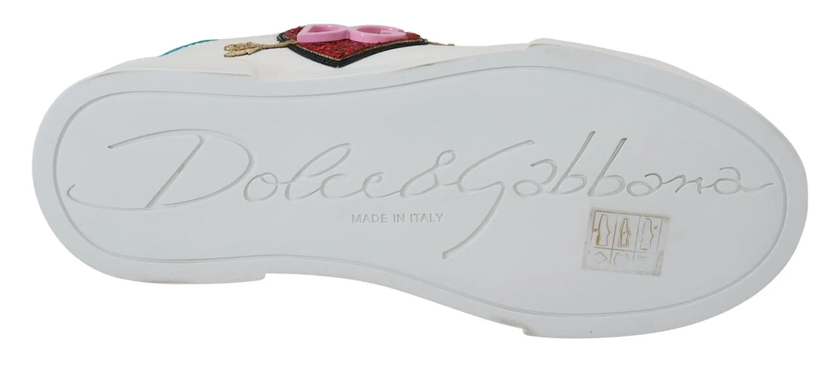 Semelle arrière blanche de sneaker dolce gabbana en cuir avec embellissement cœur rose et rouge portofino logo