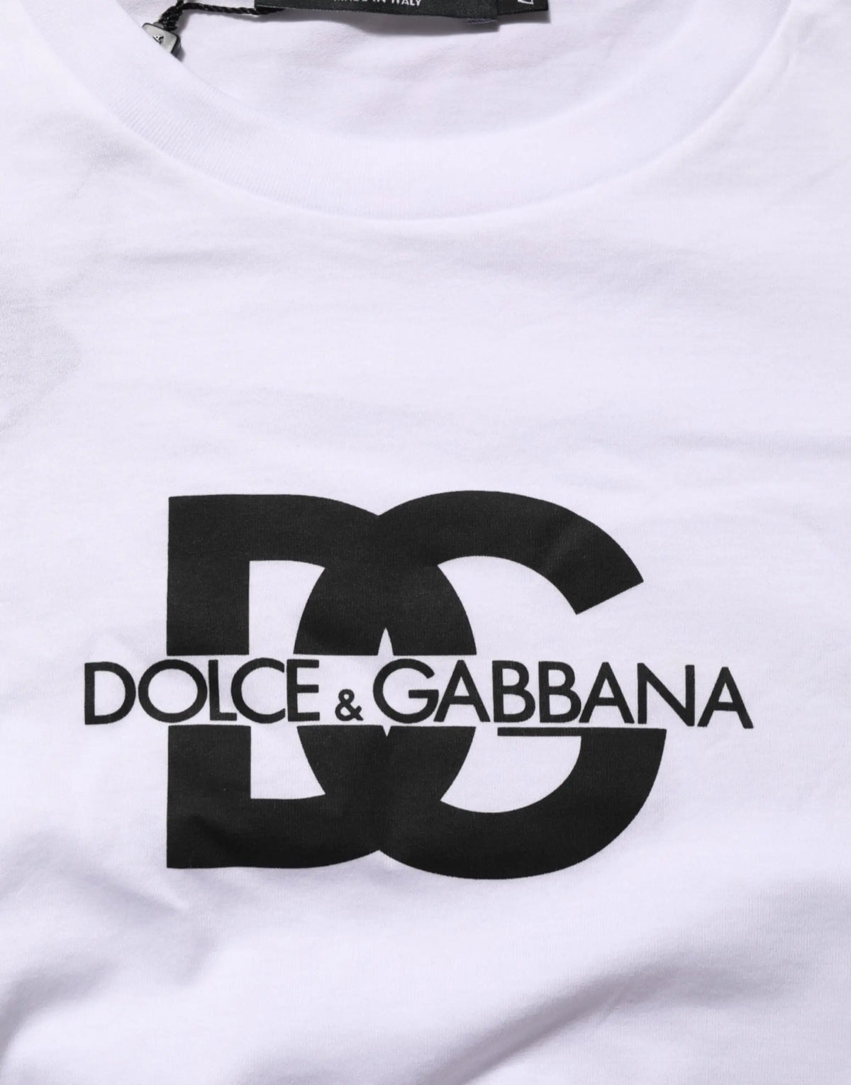 T-shirt blanc dolce et gabbana en coton avec logo dg noir entrelacé et nom de la marque imprimé dessous