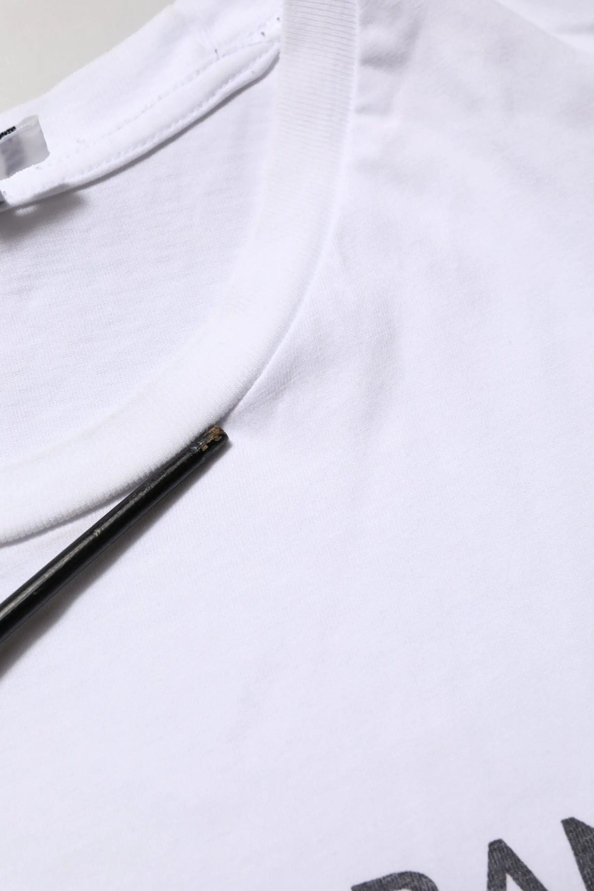 T-shirt blanc dolce & gabbana en coton avec imprimé logo noir sur la poitrine col rond
