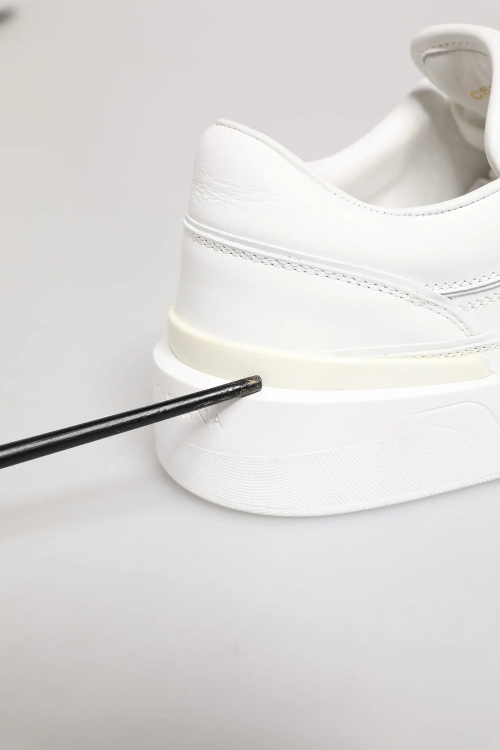 Dolce & gabbana white miami leather low top sneakers with sleek minimalist design and subtle stitching details