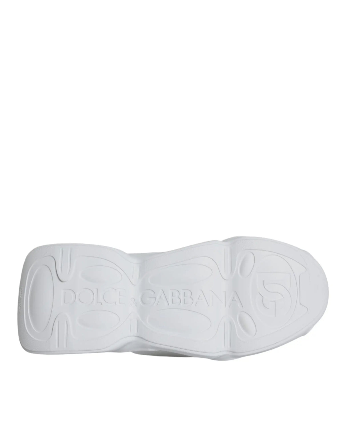 Semelle en caoutchouc blanc embossée dolce & gabbana sur baskets basses en tissu matelassé blanc dolce & gabbana