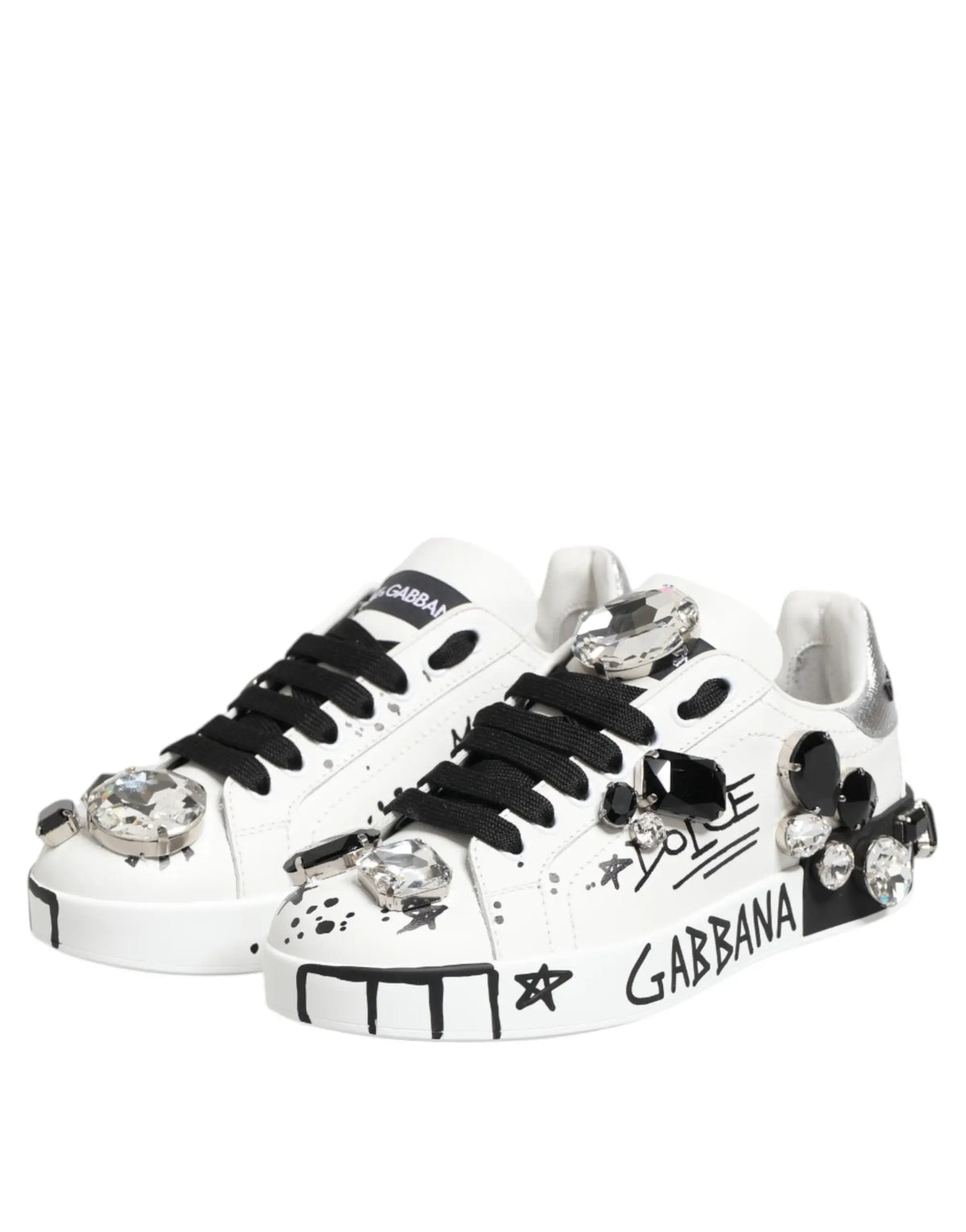 Baskets blanches dolce & gabbana portofino crystal avec lacets noirs strass et branding style graffiti