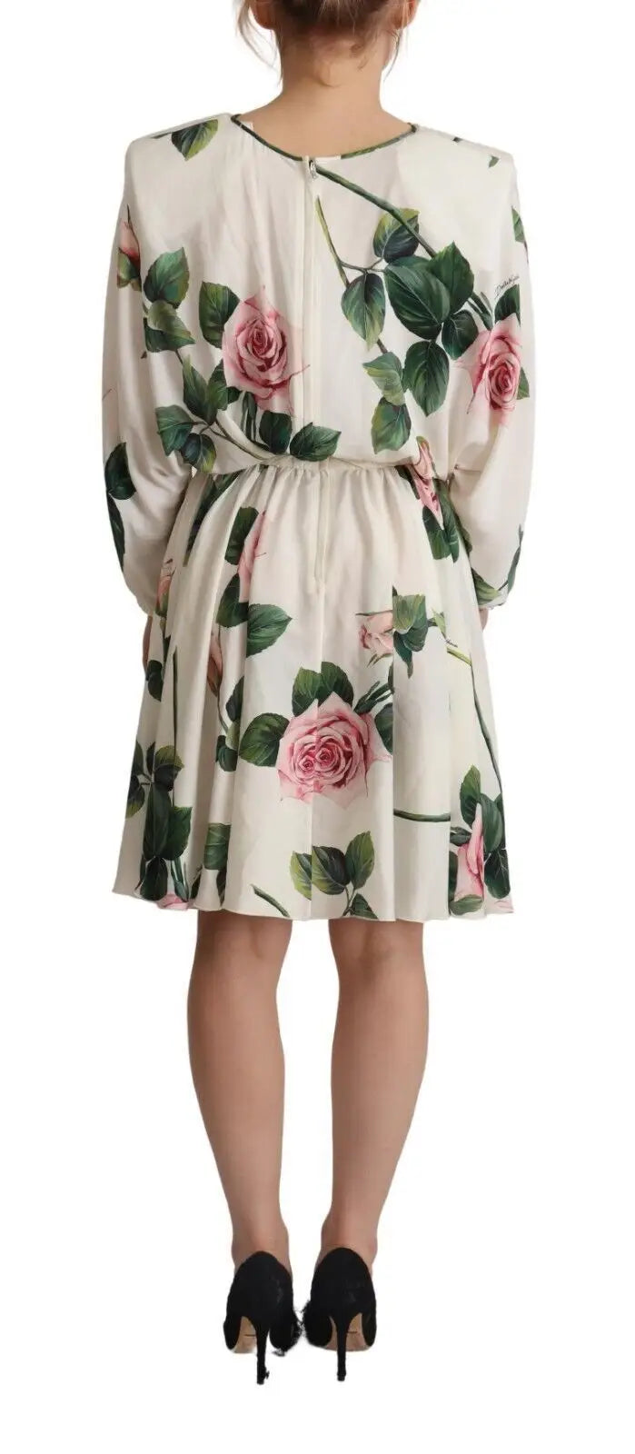 Robe dolce & gabbana crème à manches longues avec motif floral de roses roses et feuilles vertes et jupe évasée
