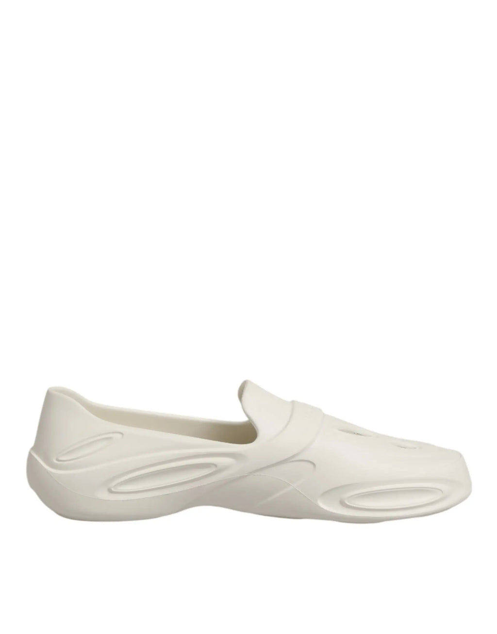 Dolce & gabbana white rubber slides low top sneakers en matière lisse caoutchouteuse de couleur crème avec design moderne sculpté