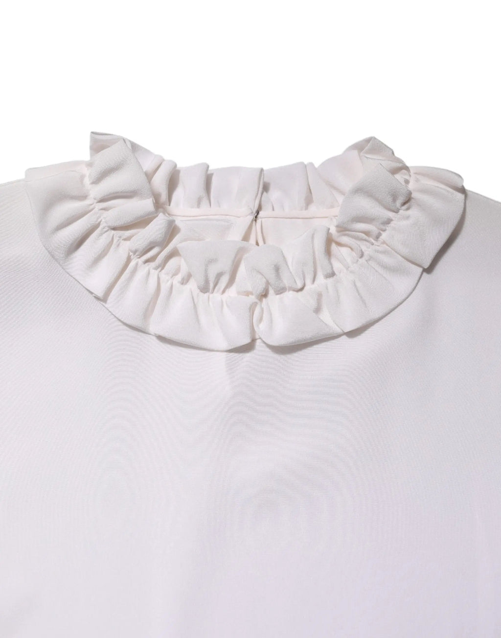 Col blanc doux à volants en tissu léger sur un pull-over dolce gabbana pour femme