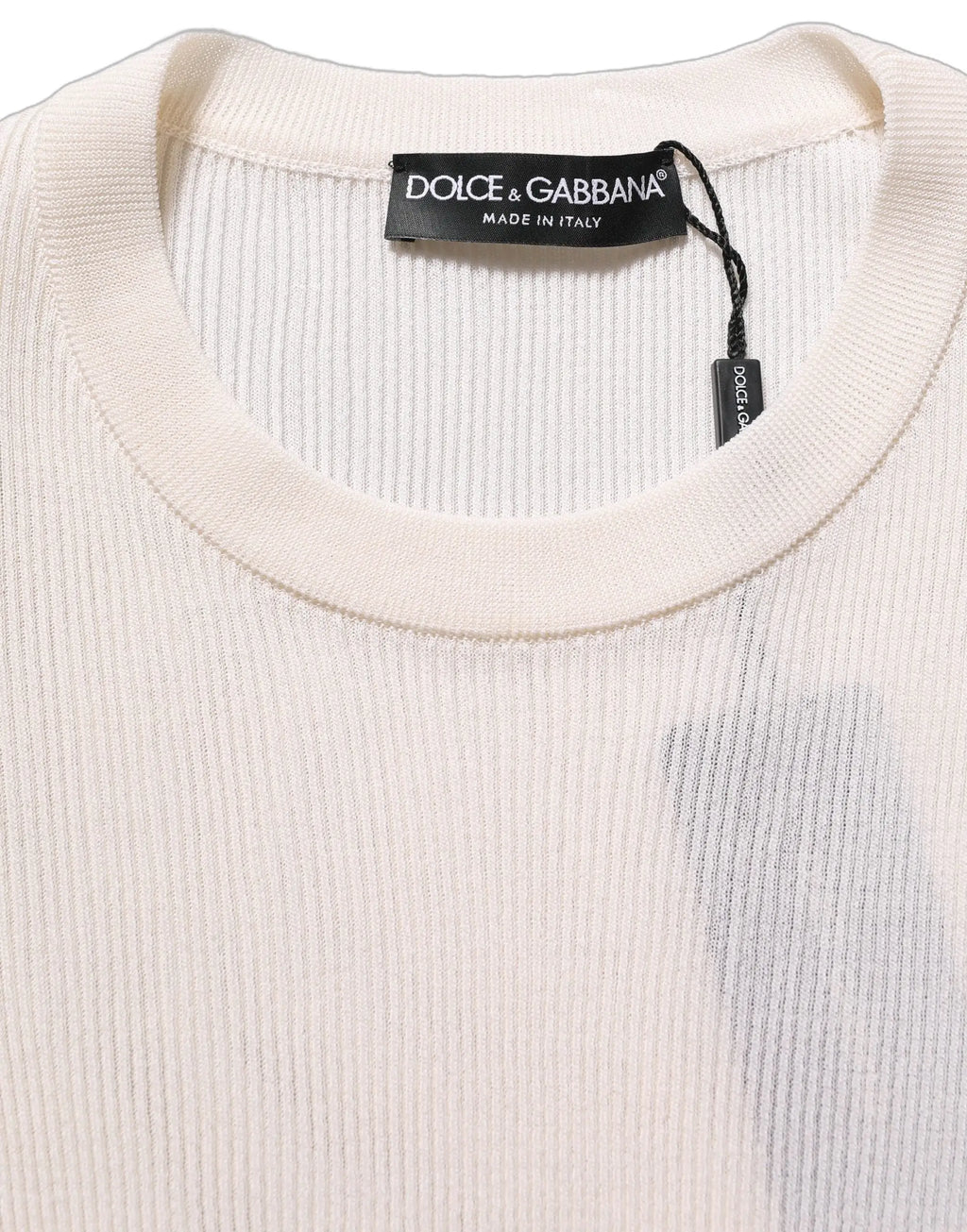 Pull over homme dolce gabbana en soie blanche col rond avec étiquette noire made in italy en laine côtelée crème