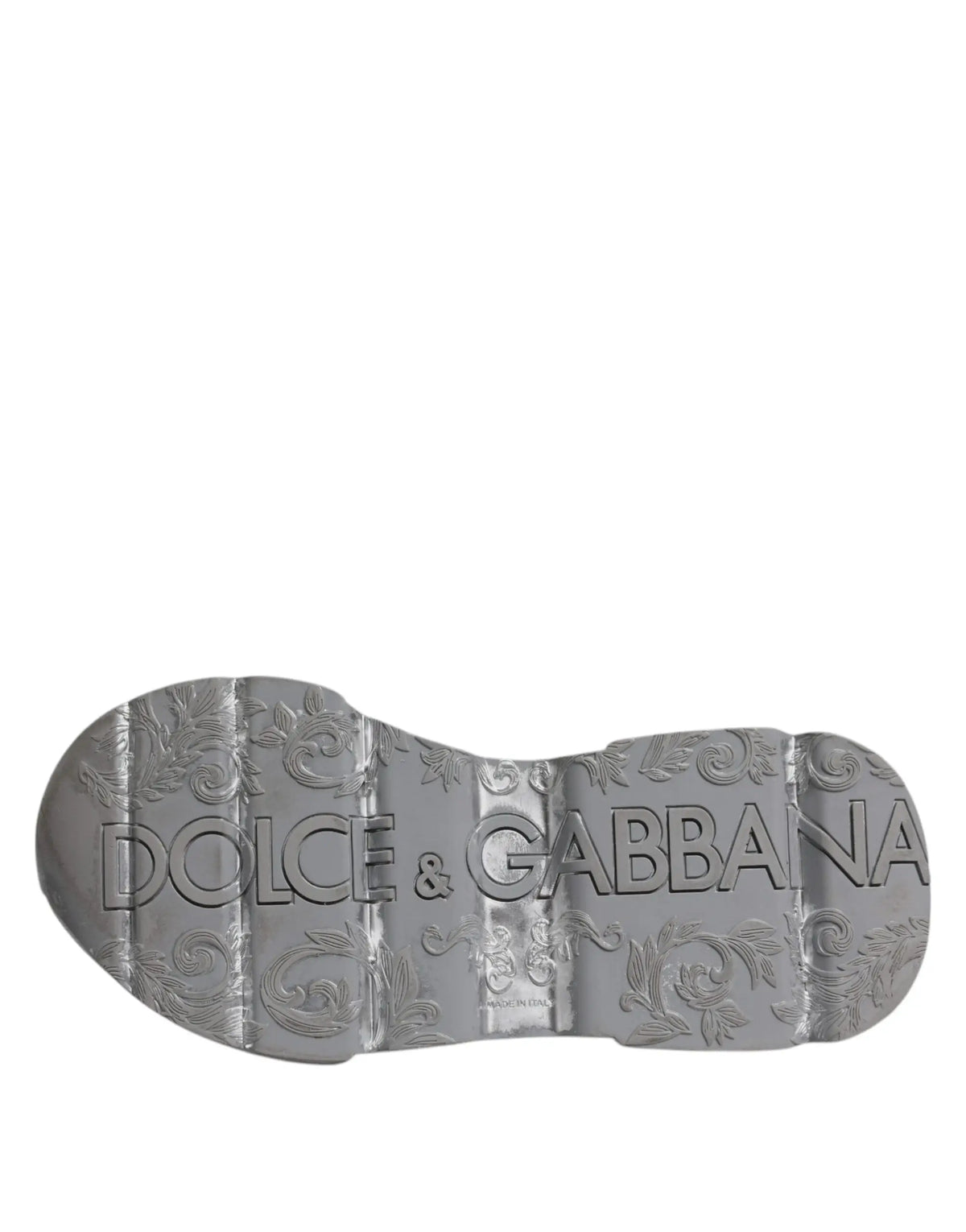 Semelle métallique argentée avec motifs floraux embossés et logo dolce & gabbana sur baskets basses daymaster blanches