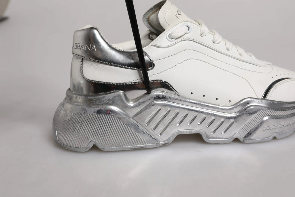 Baskets dolce gabbana daymaster blanc et argent avec semelle épaisse translucide style low top