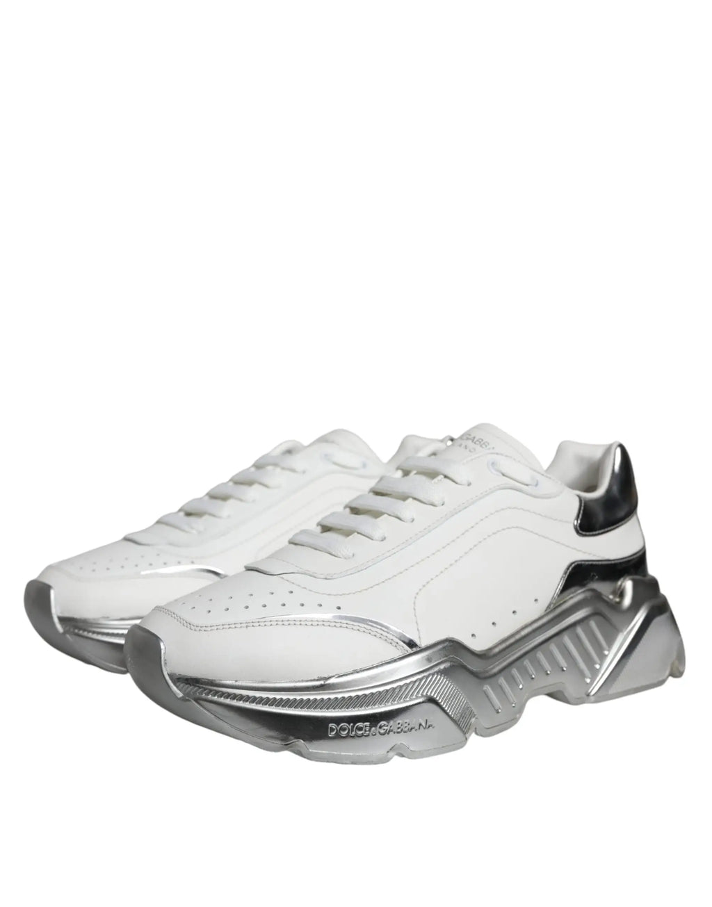 Baskets dolce & gabbana white silver daymaster à tige basse avec semelle épaisse texturée blanche et argentée