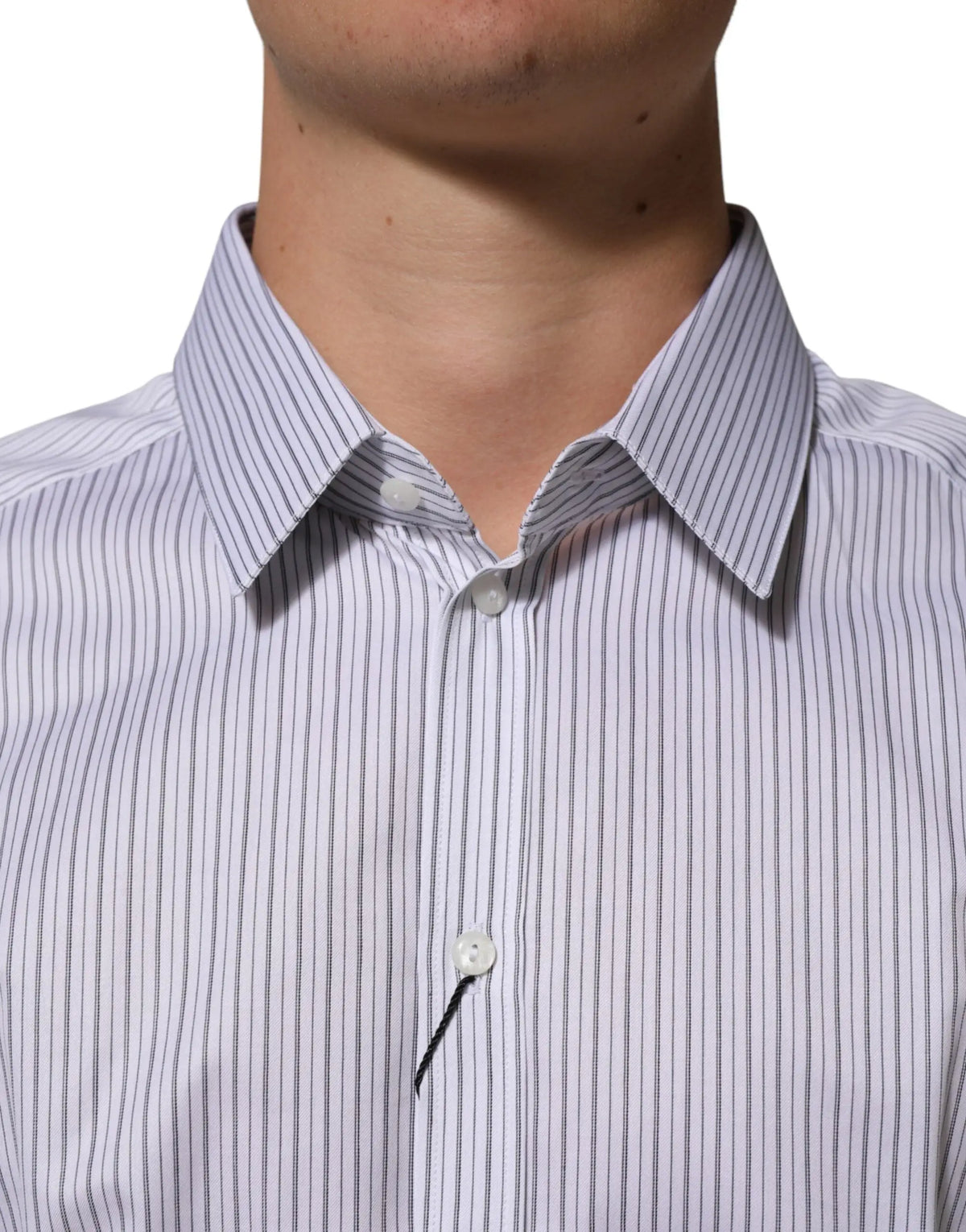Chemise habillée dolce & gabbana blanche rayée bleu marine en coton à manches longues col classique et boutonnage devant