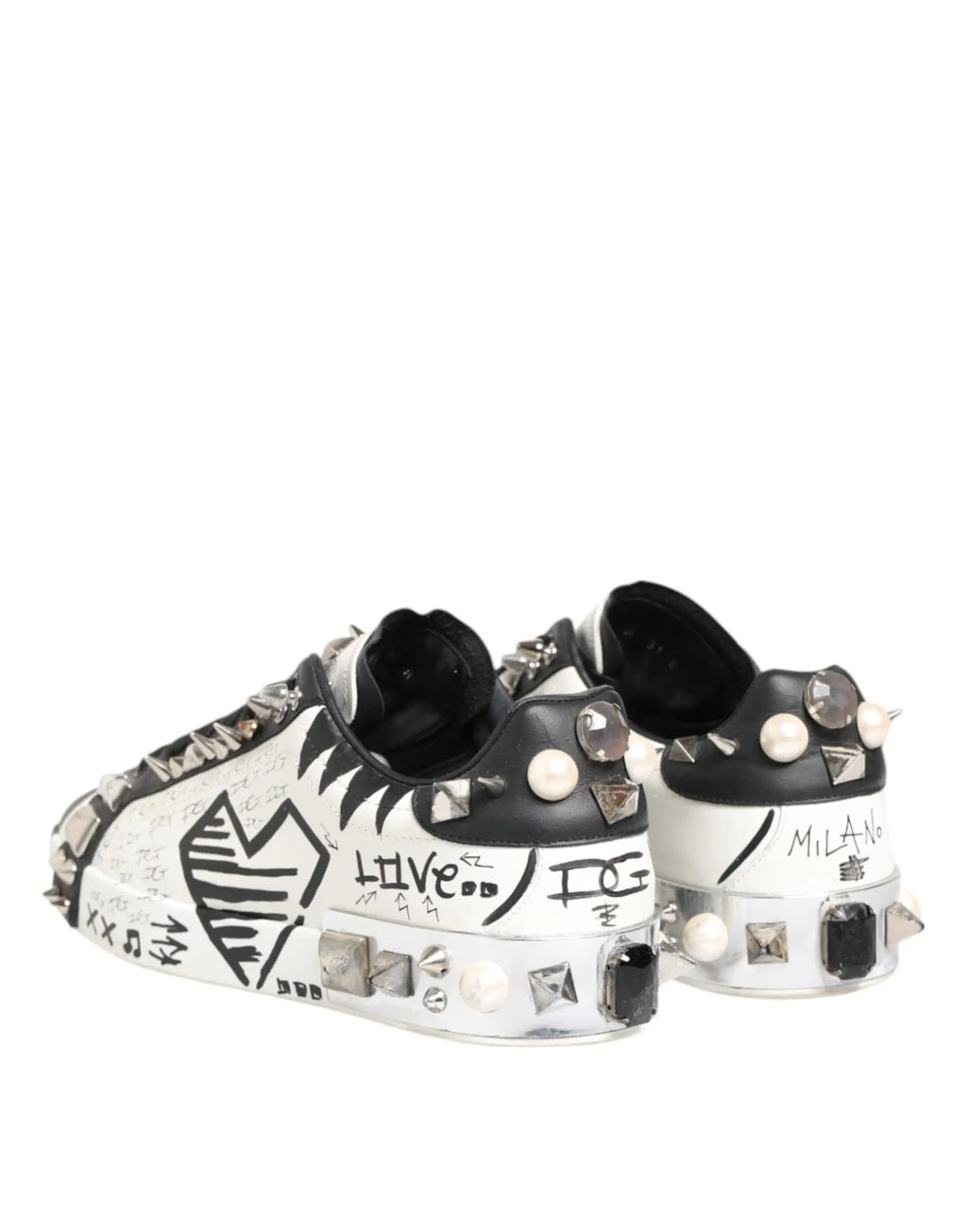 Dolce & gabbana baskets basses blanches cloutées avec motifs graffiti perles et ferrures métalliques