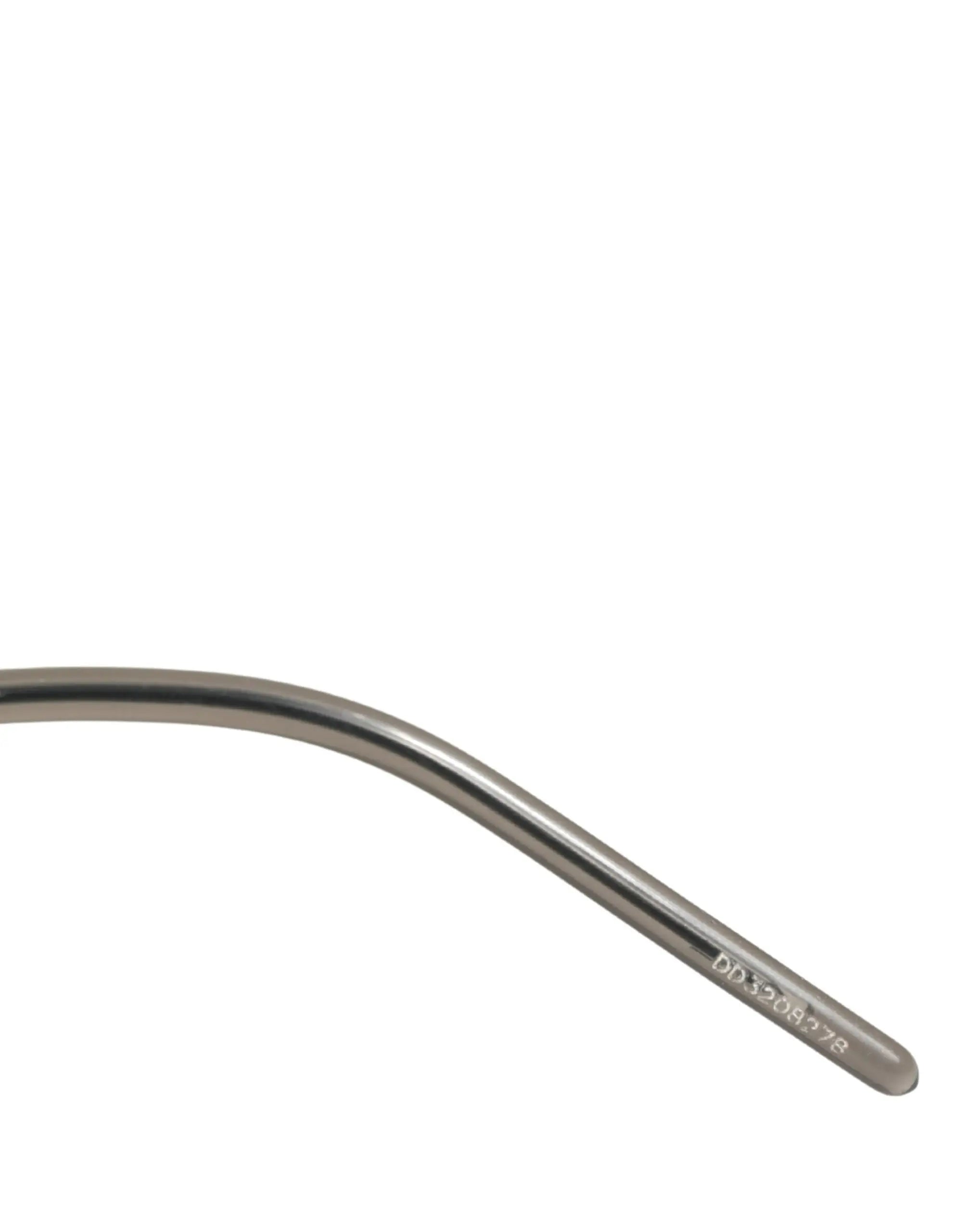 Instrument chirurgical en acier inoxydable courbé avec finition polie et numéro de série gravé utilisé pour dolce & gabbana DG2262 lunettes de soleil noires à monture carrée en métal