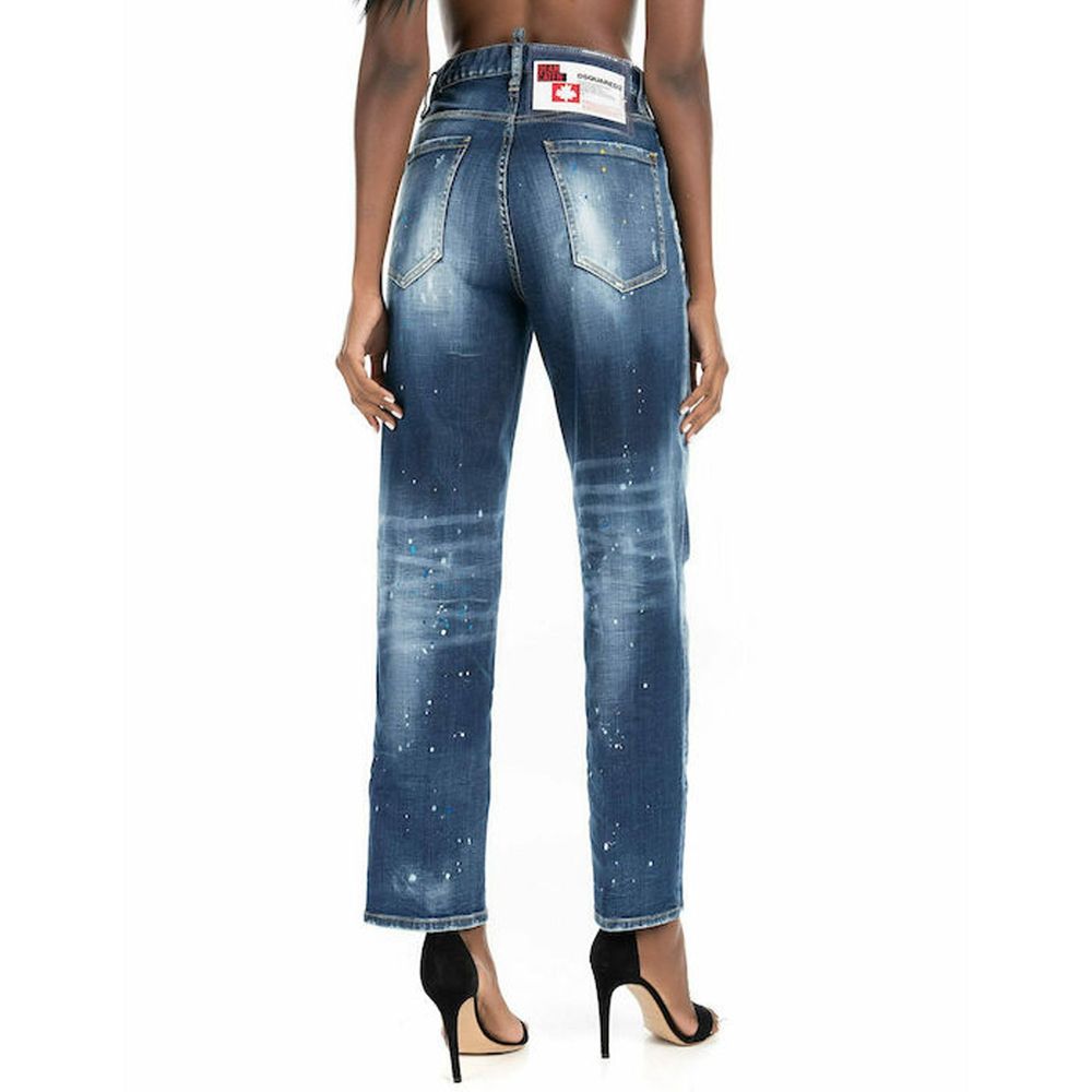 Jeans en coton bleu à coupe décontractée de la marque Dsquared², affichant une texture confortable et un style casual.