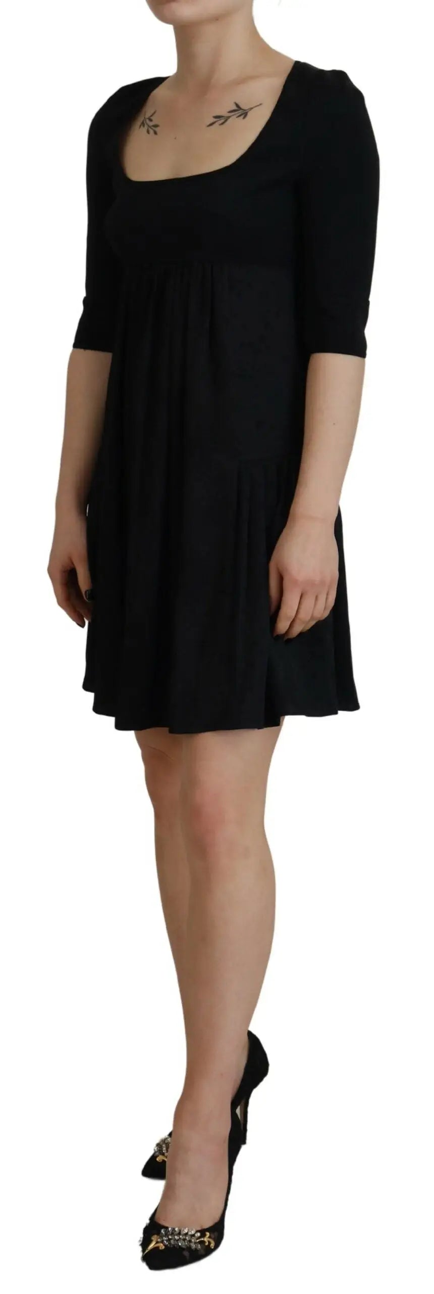 Robe noire plissée trois-quarts en acetate dsquared² à col carré manches courtes style droite
