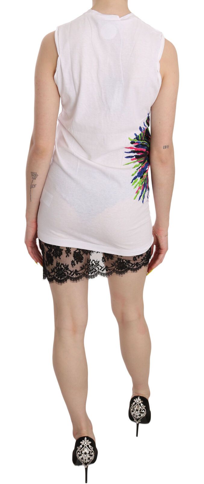 Robe courte moulante sans manches blanche de Dsquared² avec imprimé graphique sur le devant.