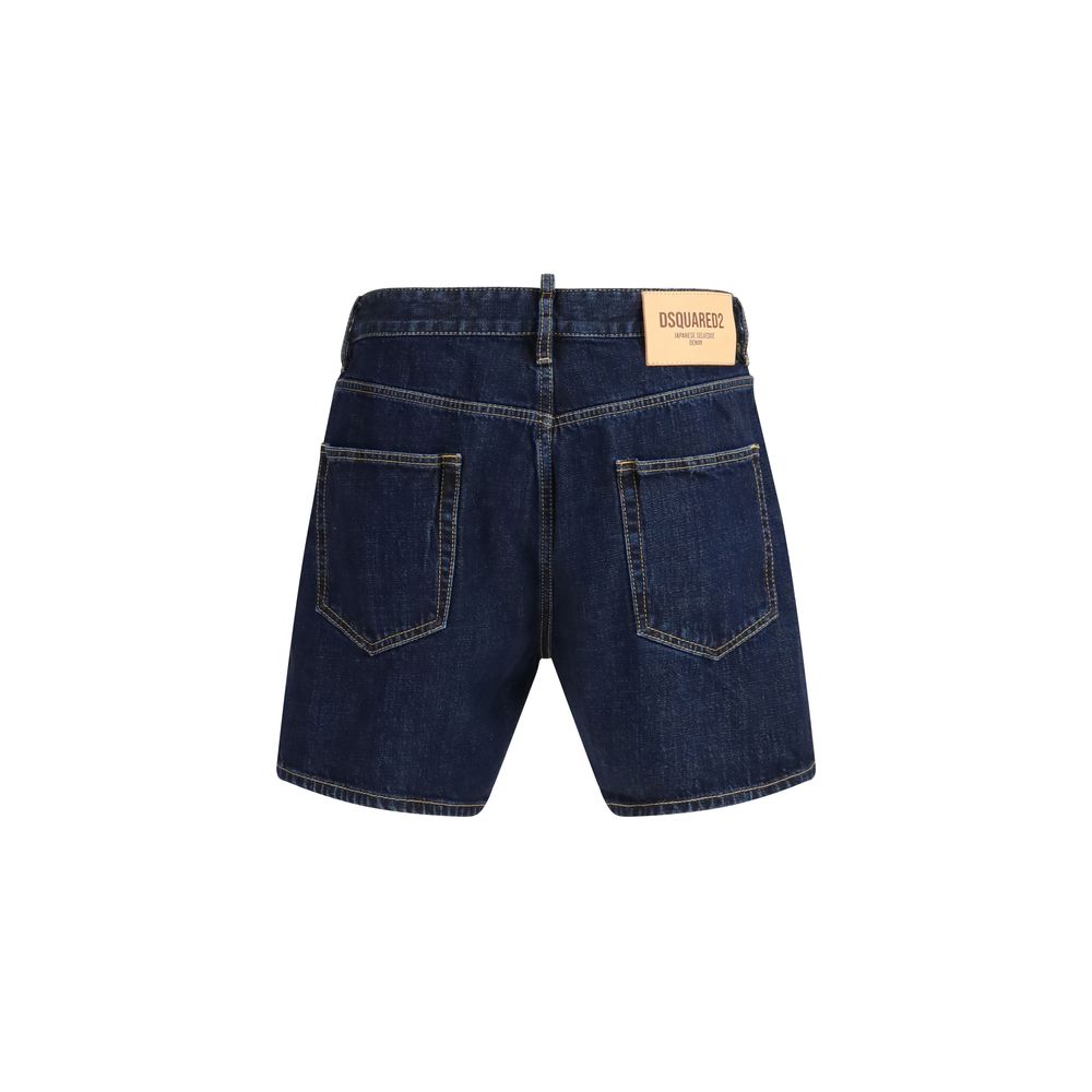 Shorts bermuda en coton bleu de la marque Dsquared², coupe décontractée et logo visible sur le devant.