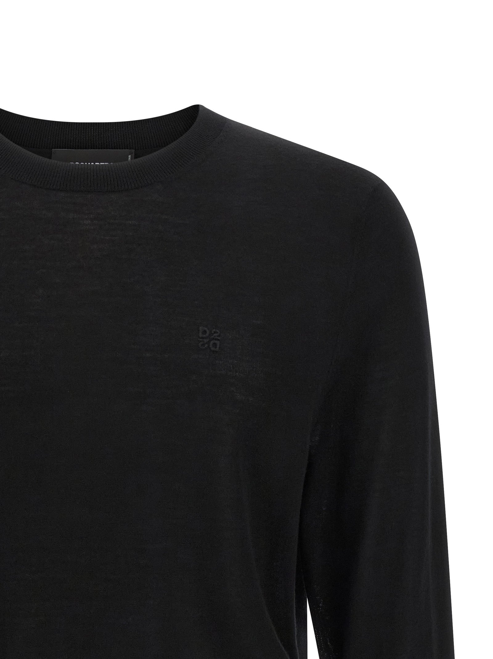 Cardigan en laine noire de la marque Dsquared², coupe classique, porté sur un mannequin pour un style élégant et décontracté.
