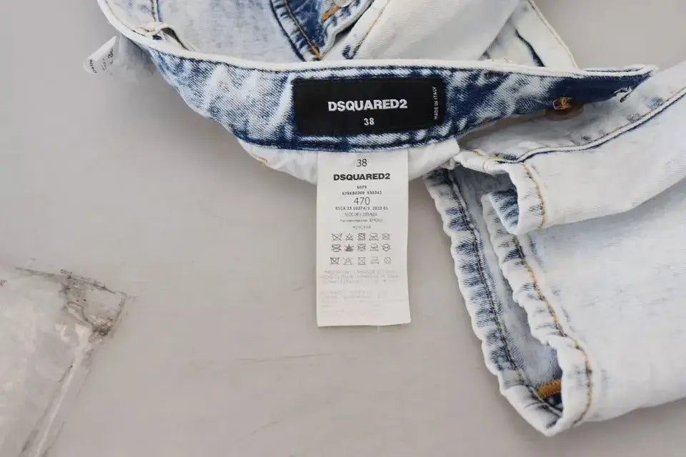 Une paire de jeans en denim coton léger bleu clair dsquared² taille haute coupe droite avec effet délavé et coutures visibles