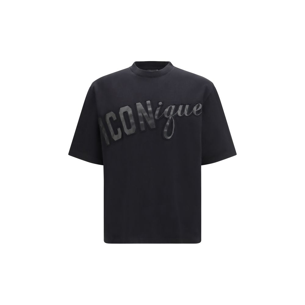 T-shirt en coton noir Dsquared², coupe classique, porté sur un mannequin, détails du col rond et logo discret visible.