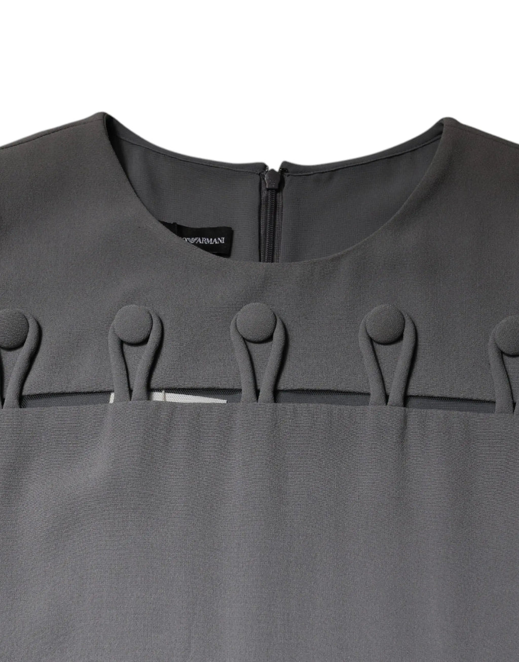 Robe mini évasée sans manches emporio armani gris foncé avec encolure ronde et découpes boutons au buste