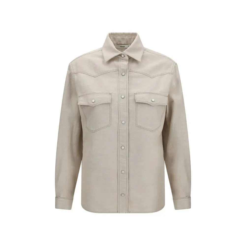Chemise en denim beige fendi avec col classique et deux poches poitrine à boutons