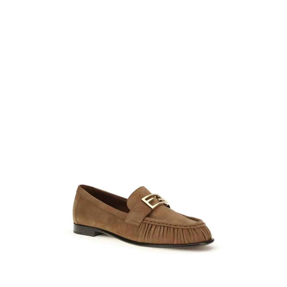 Fendi brown lamb ovis aries slip-on loafers en daim marron avec boucle dorée et franges