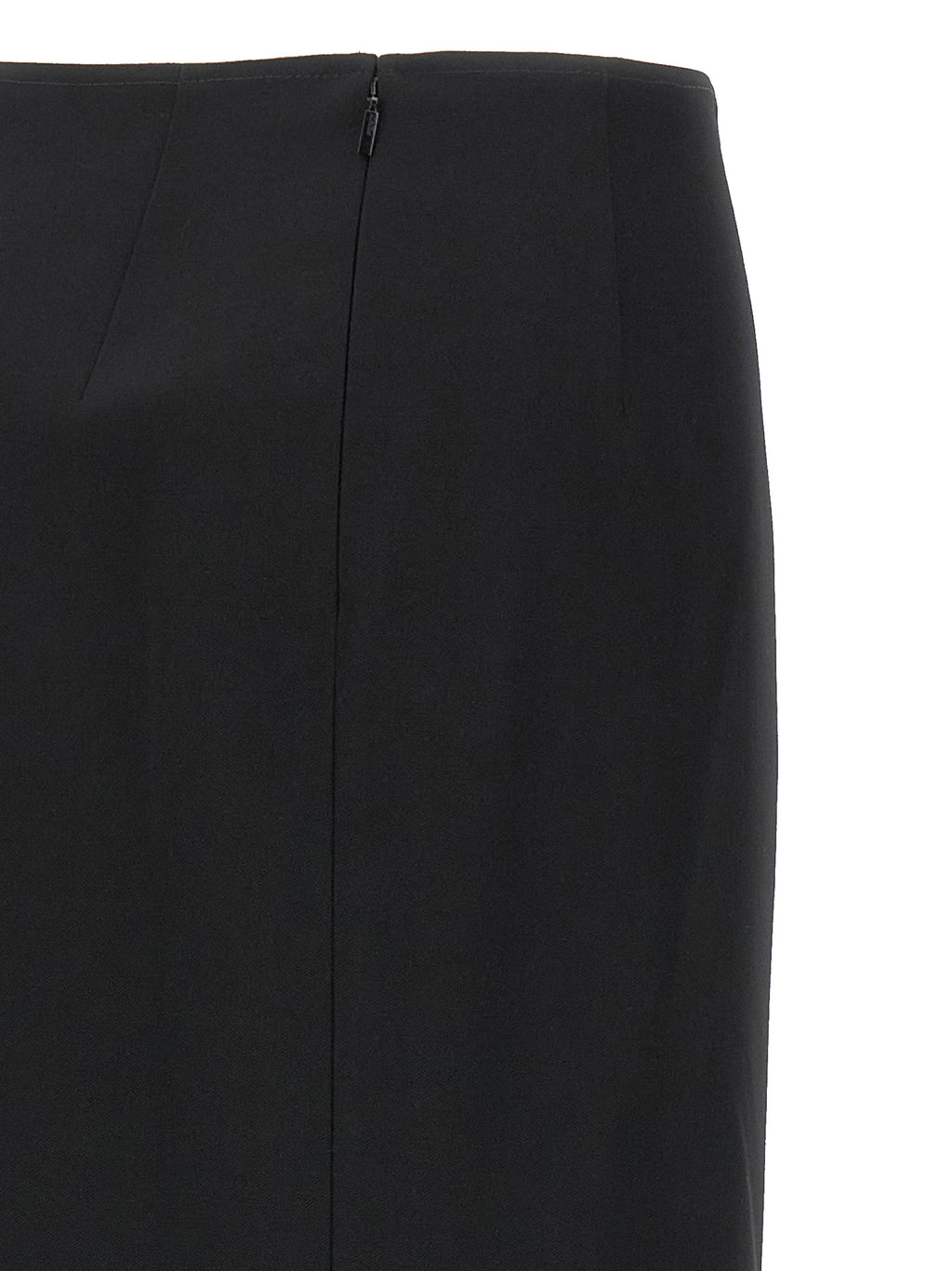 Jupe midi en laine vierge noire de Fendi, élégante et sophistiquée, avec coupe fluide et détails modernes visible sur l'image.