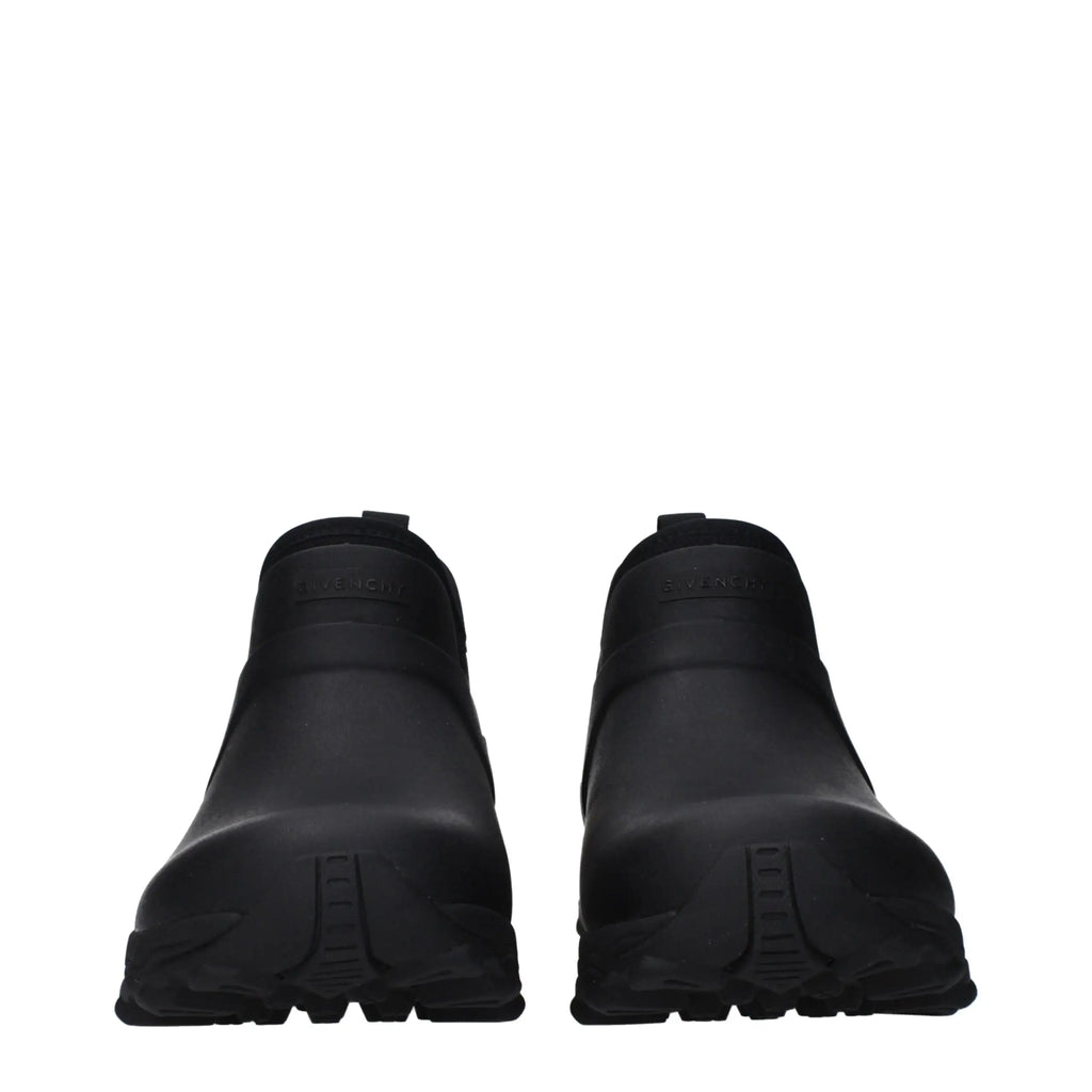 Bottes en coton noir givenchy avec design minimaliste et semelles texturées en caoutchouc