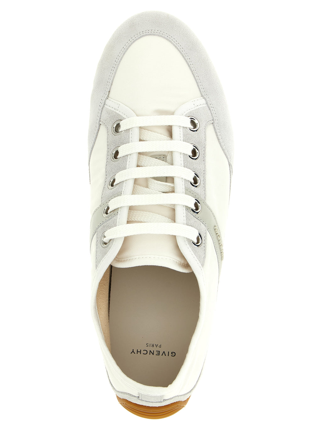 Chaussures Givenchy blanches en polyamide basses, sneaker tendance avec design épuré et semelle blanche visible.
