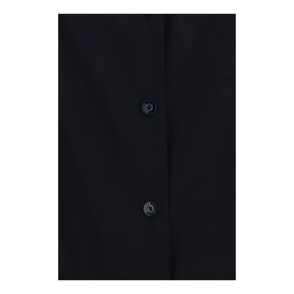 Chemise noire en soie gucci avec boutons argentés gravés et fermeture boutonnée classique