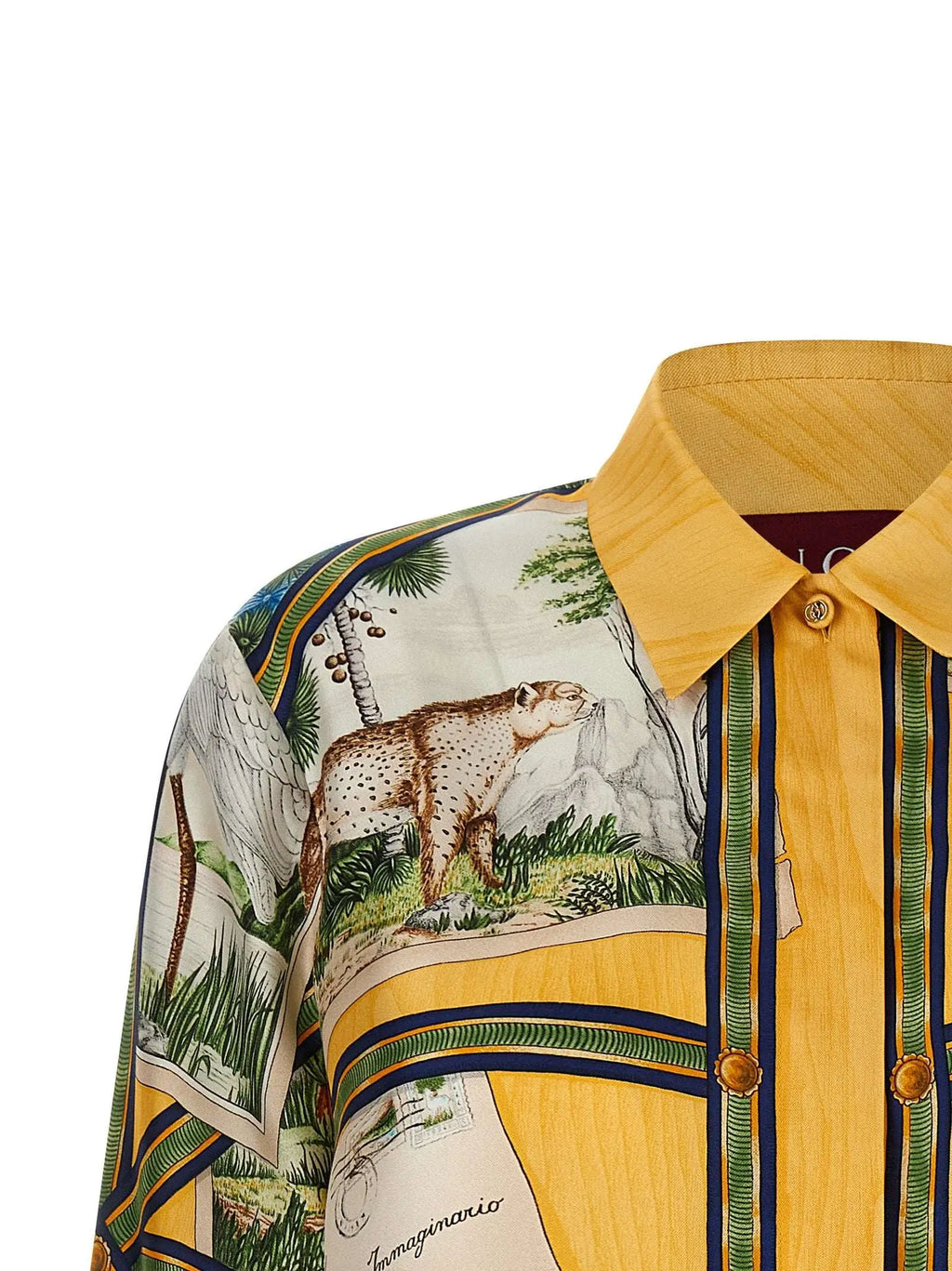 Blouse en soie gucci jaune avec imprimé jungle détaillé, léopard tacheté, rayures vertes et bleu marine, boutons dorés