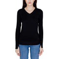 Sweatshirt guess noir en coton à col en v manches longues avec logo discret sur le bas à gauche