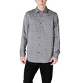 Chemise habillée en coton grise guess à manches longues avec motif subtil répétitif de petites formes foncées
