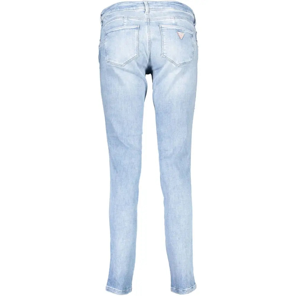 Jeans slim fit guess azzurro en coton biologique bleu clair vue arrière avec petit logo sur la poche arrière droite