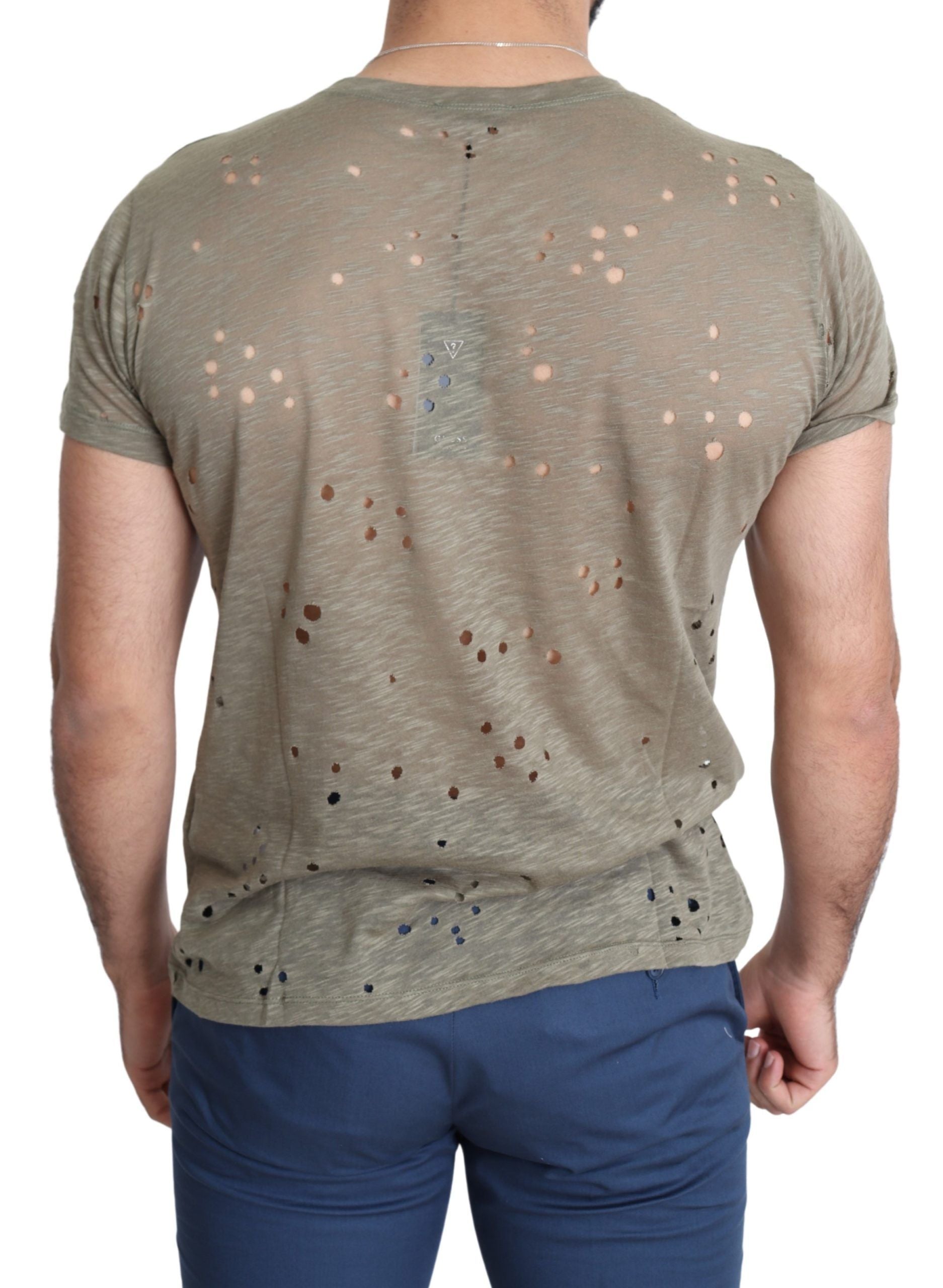 T-shirt décontracté pour homme Guess en coton stretch marron avec logo imprimé et perforations, style casual.