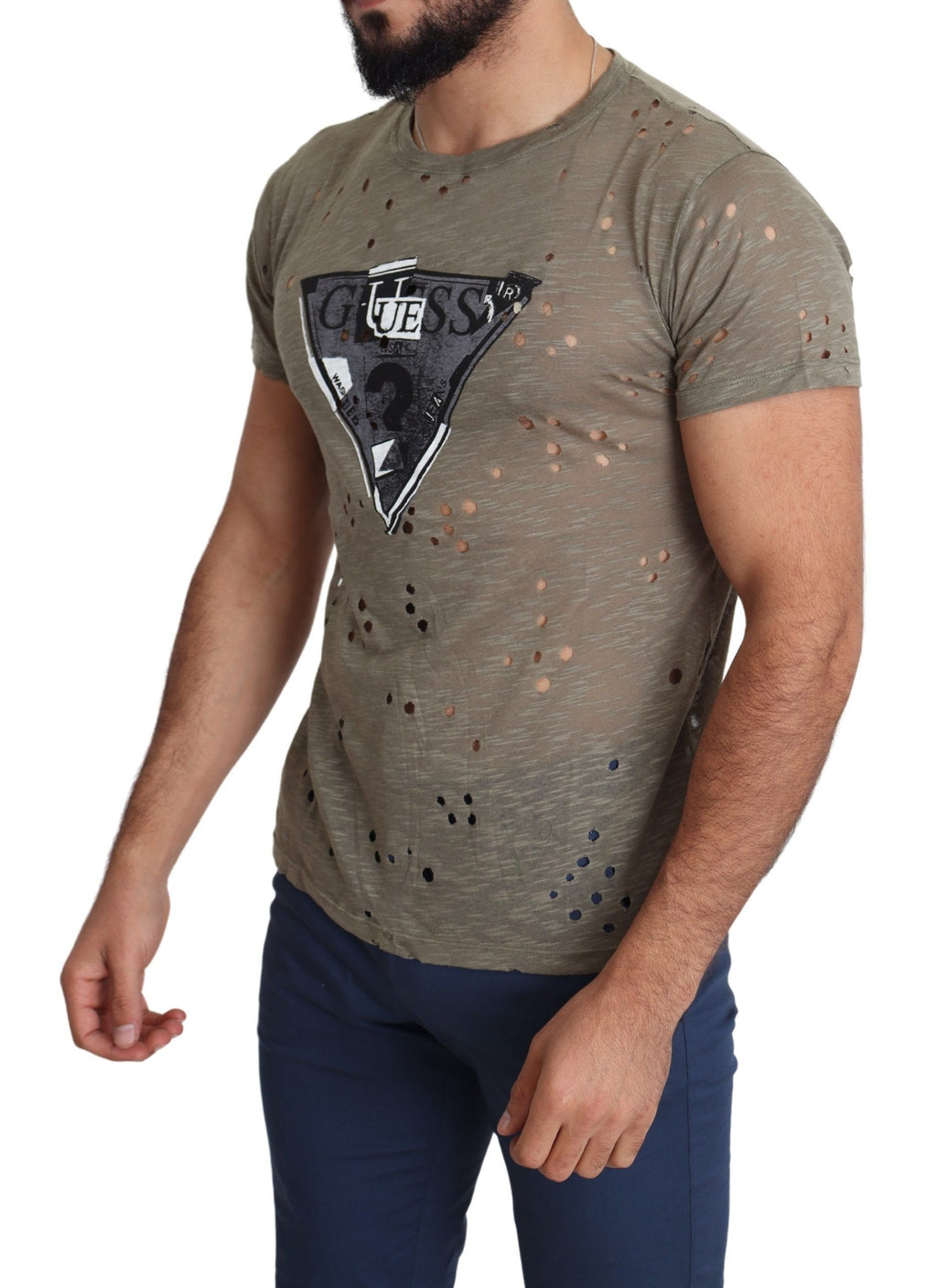 T-shirt casual pour homme Guess en coton stretch marron avec logo imprimé et perforations, style décontracté et confortable.