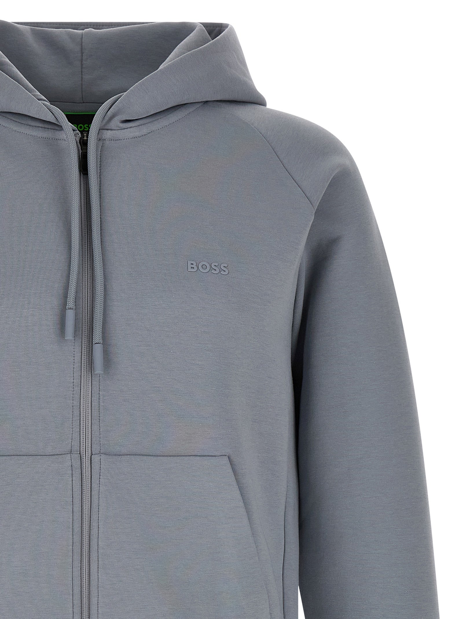 Sweat-shirt gris en coton de la marque Hugo Boss, coupe décontractée et logo discret sur la poitrine.
