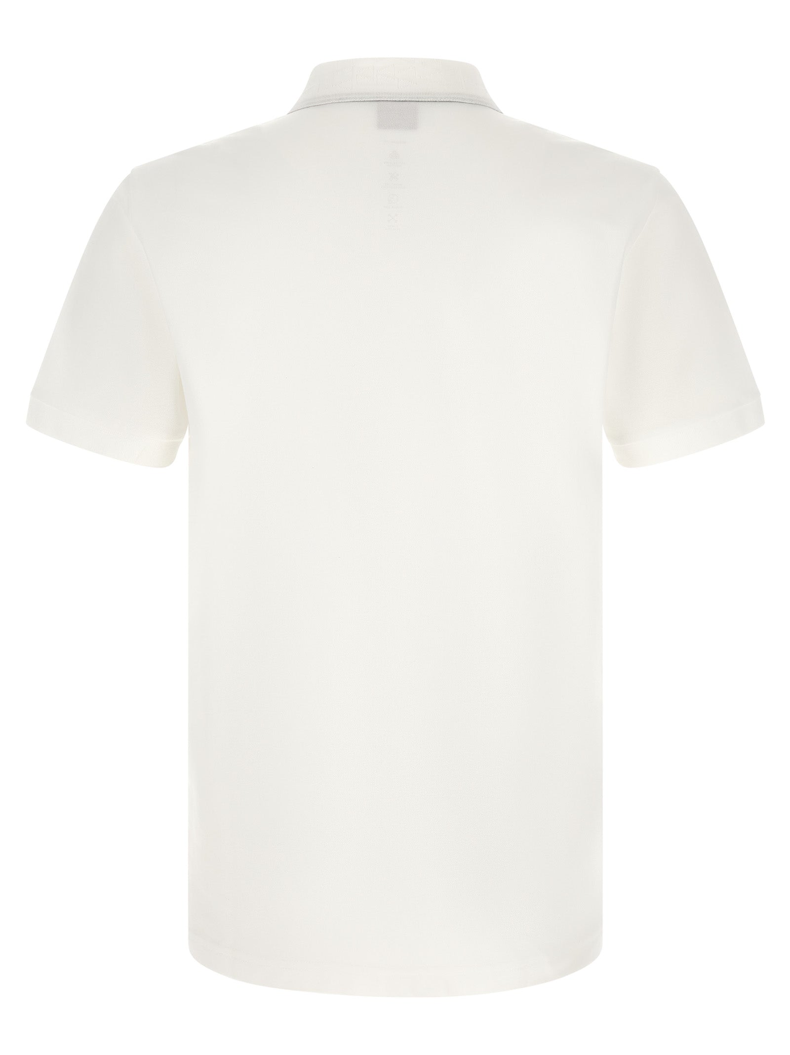 Chemise polo blanche en coton de la marque Hugo Boss, vue de face, avec col et boutons visibles.