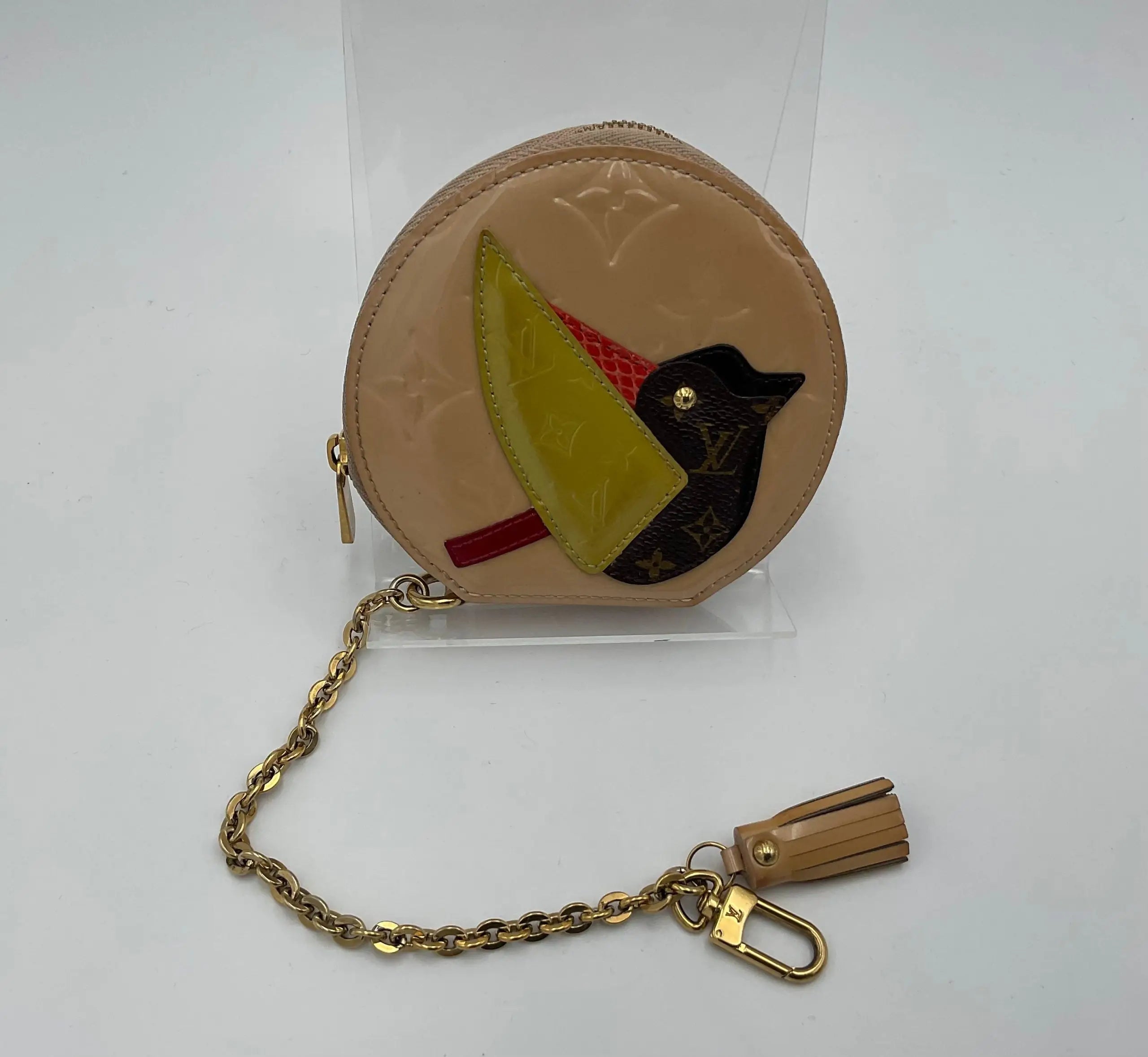 Beige louis vuitton micro boite chapeau patent patchwork coin purse with colorful bird appliqué and monogram leather accents
