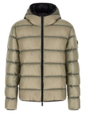 Moncler beige polyamide doudoune longue avec fermeture éclair noire et capuche doublée et logo sur la manche