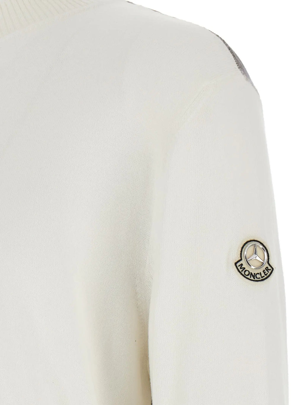 Cardigan moncler genius blanc en coton avec patch logo argenté sur la manche