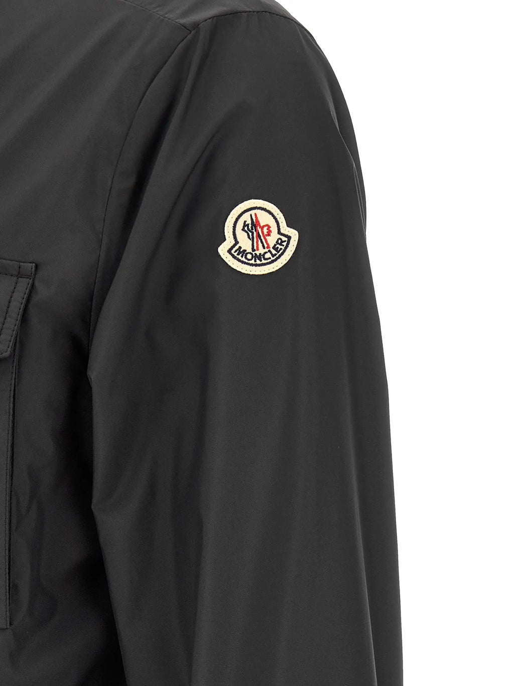 Veste moncler multicolor en polyester noir avec logo circulaire brodé sur l’épaule vue de dos