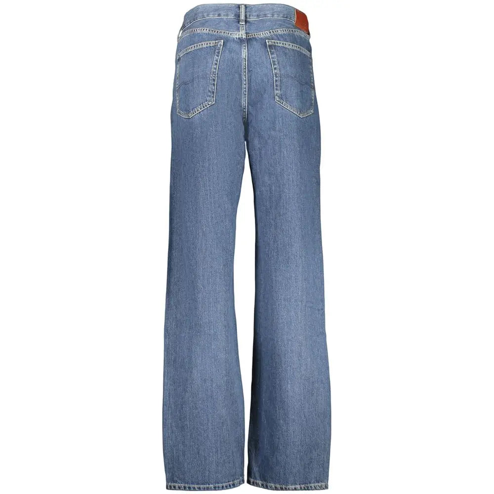 Jeans femme pepe jeans bleus en coton avec coupe large et patch en cuir marron à la taille vue de dos