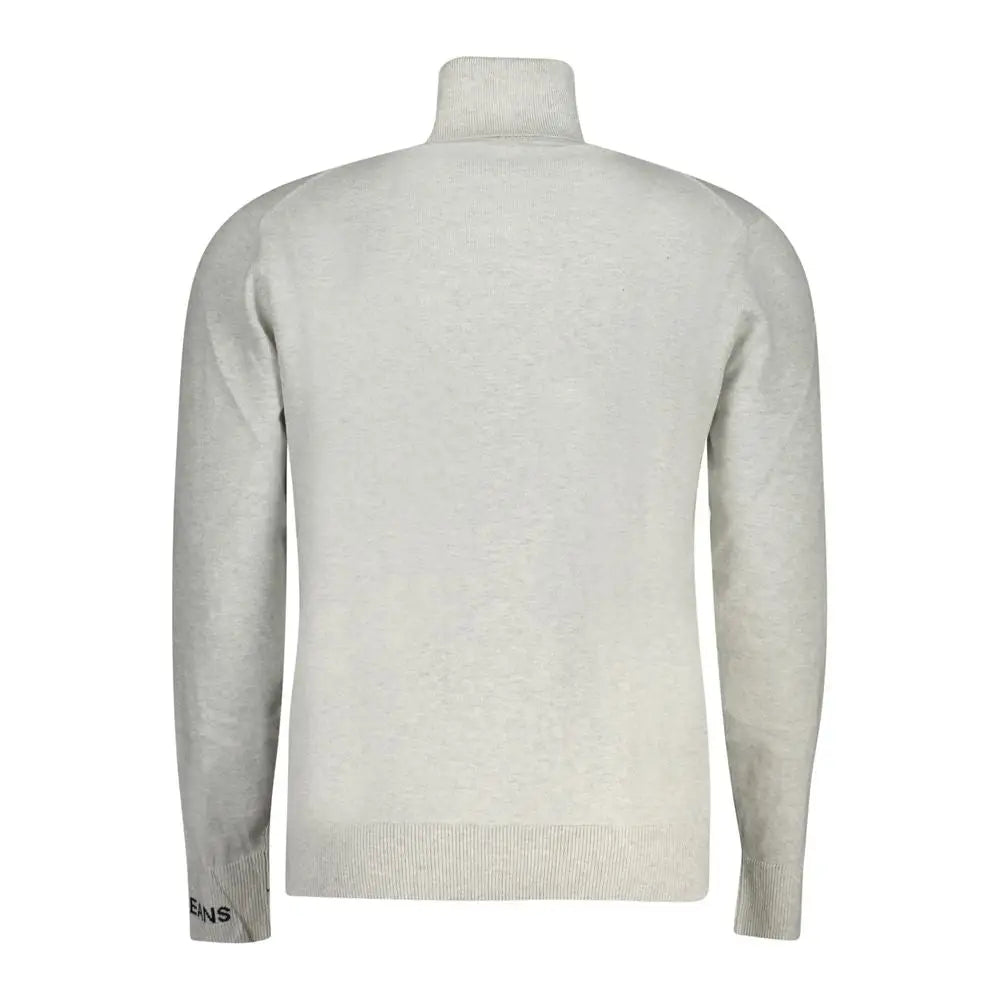 Pull gris clair à col roulé en coton pour homme pepe jeans avec logo jeans brodé sur la manche gauche