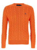 Cardigan en coton orange de Polo Ralph Lauren, avec col en V et boutons, porté sur un mannequin.